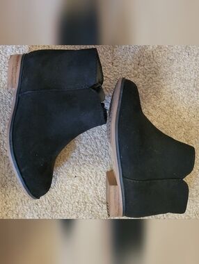 Cat & Jack Black Suede-Look Kids Ankle Boots
